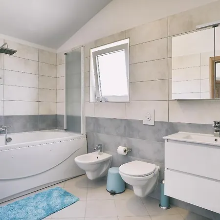 House Vedrana, Jadreski Holiday home *
