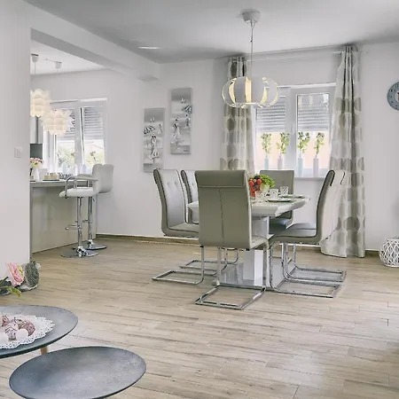 Holiday home House Vedrana, Jadreski *