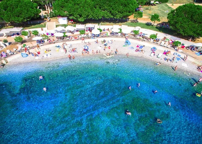 House Vedrana, Jadreski פולה