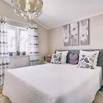 House Vedrana, Jadreski פולה