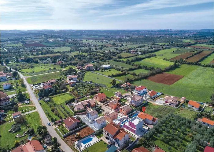 House Vedrana, Jadreski Pula