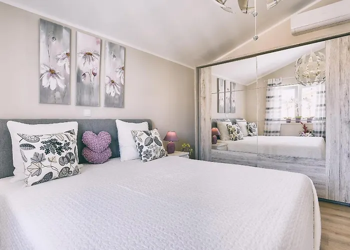 House Vedrana, Jadreski Vikendica *